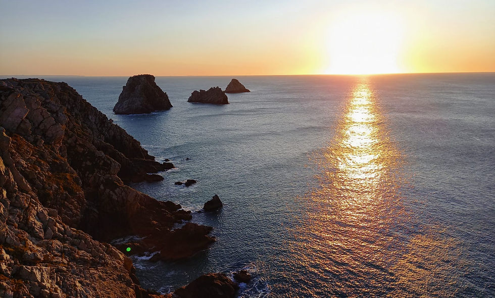 4096f0_6058bc57bb3545419123e3c6c0663a33mv2-2